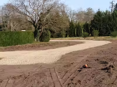 Chemin d’accès 265 m² à Pontonx